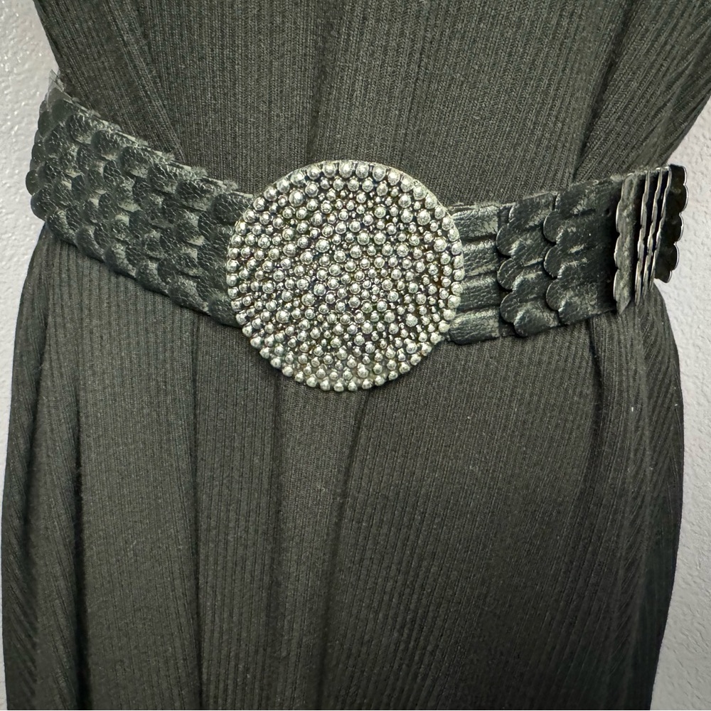 Vintage Elegant Silver Embellished Belt